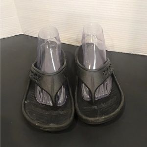 Crocs Baya Flip Flop Sandals Black Womens Size 11 Mens 9